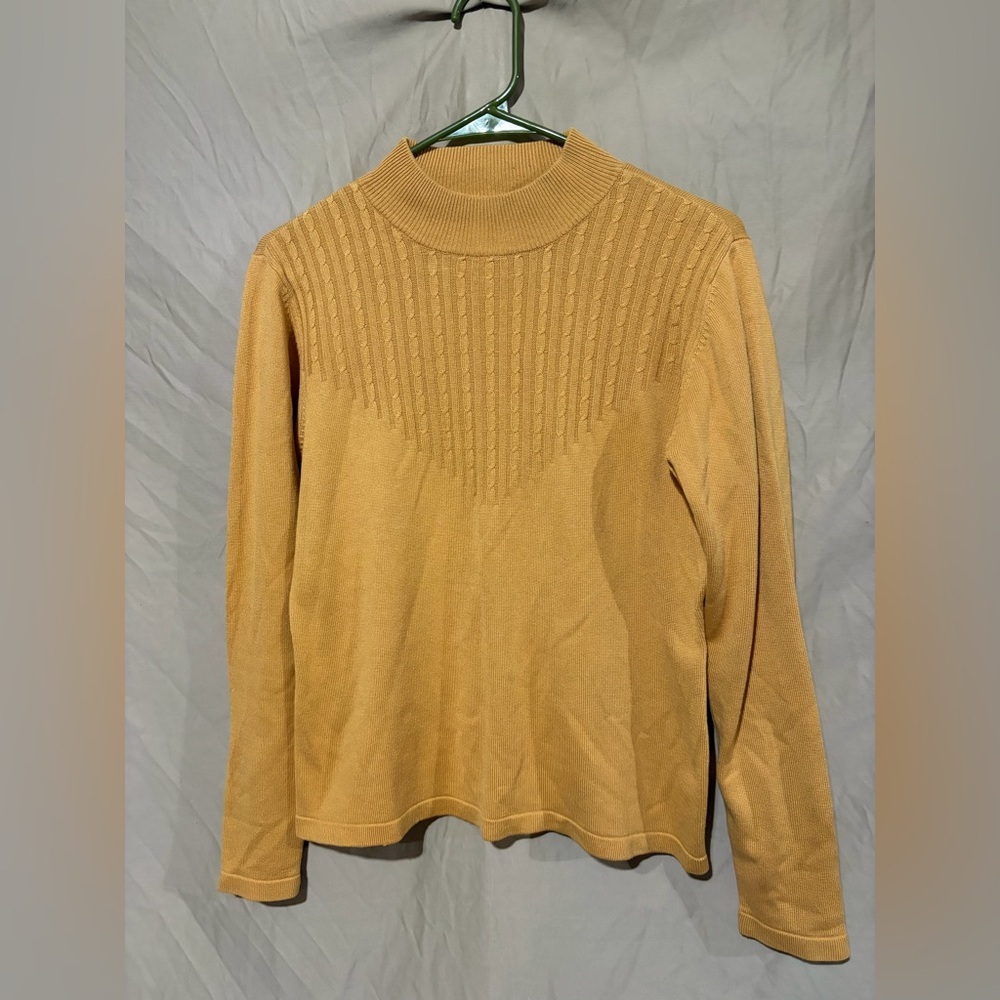 Liz Claiborne wool/silk blend sweater